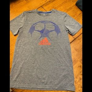Youth 14/16 large  Adidas tshirt